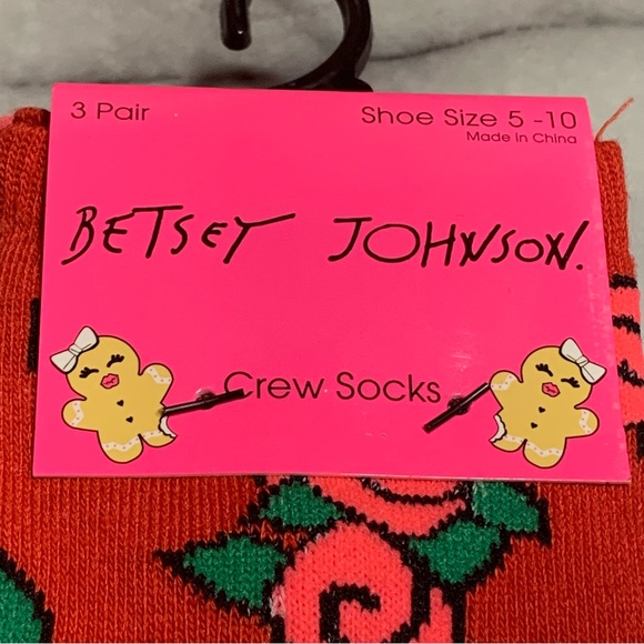 Betsey Johnson - 3 Pairs of Women’s Crew Socks - Christmas Themed - Picture 8 of 8